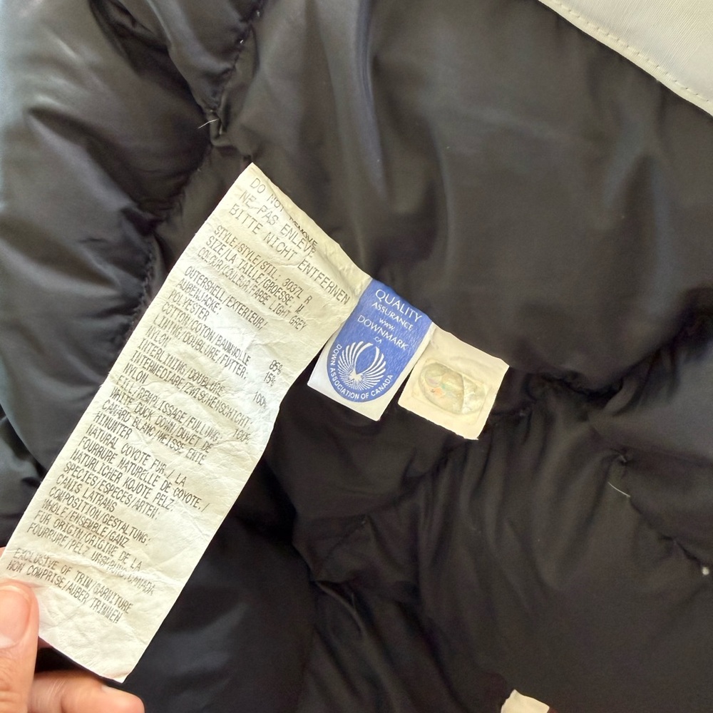 Canada Goose Women's Ski Jacket - White - Picture 6 of 9